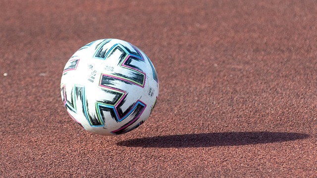 绩无疑是对 绩无疑是对